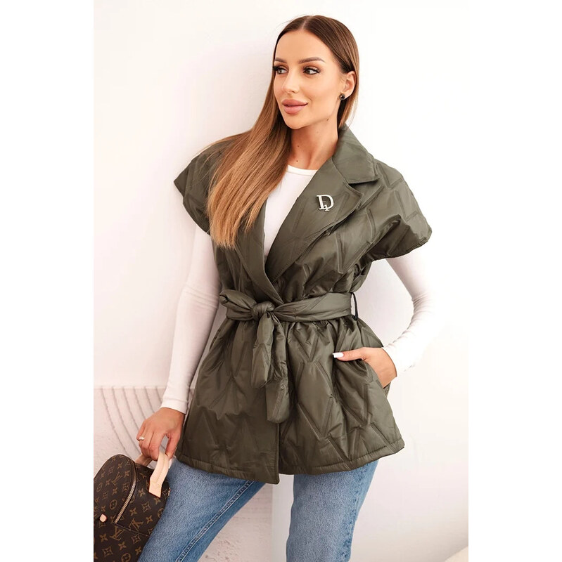 K-Fashion Dámská prošívaná vesta s páskem a širokým límcem khaki