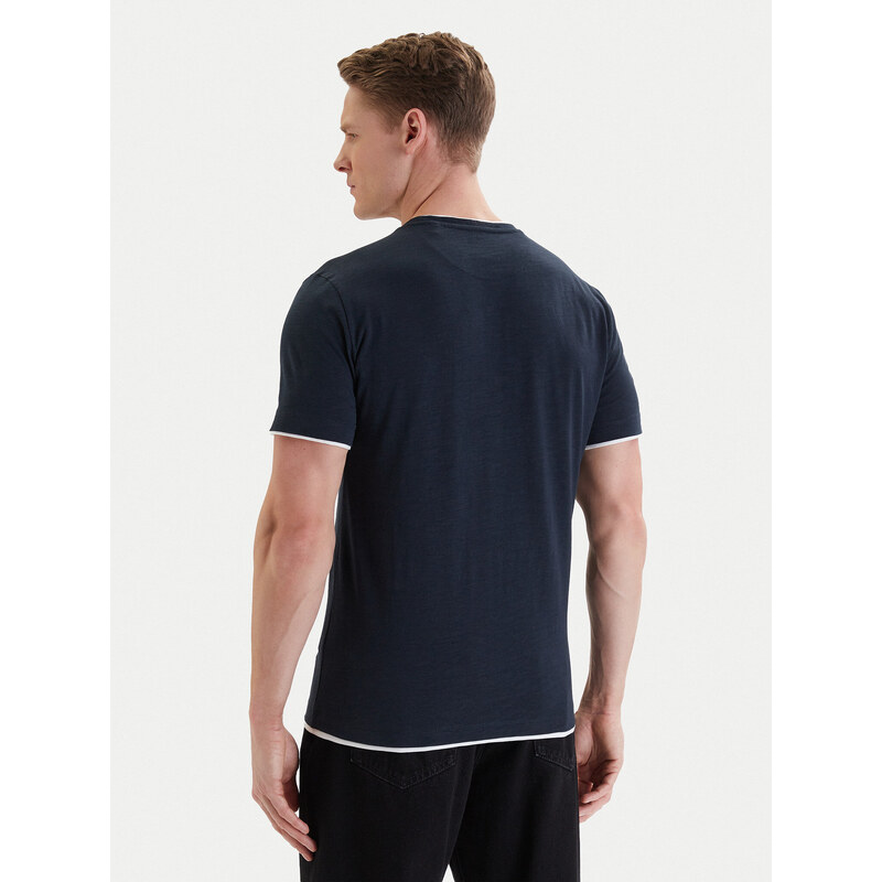 T-Shirt Guess