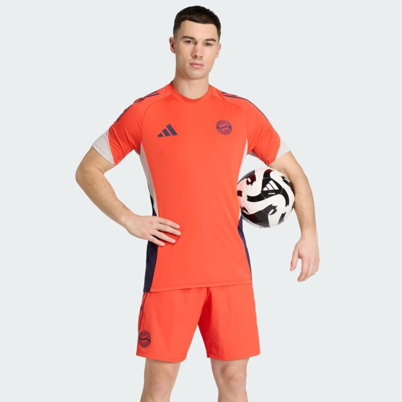 FC Bayern Training JSY Tričko model 21816501 - ADIDAS