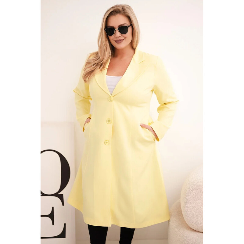 K-Fashion Dámský klasický kabát Plus Size s knoflíky a límcem žlutý 113415153