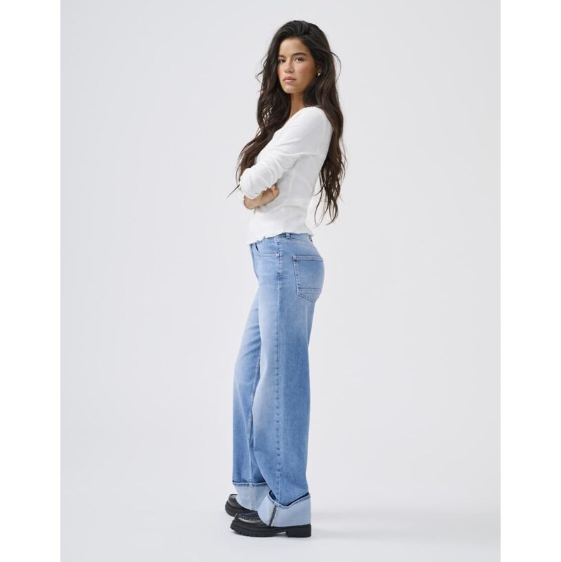 ONLY Wide-fit jeans in light blue denim