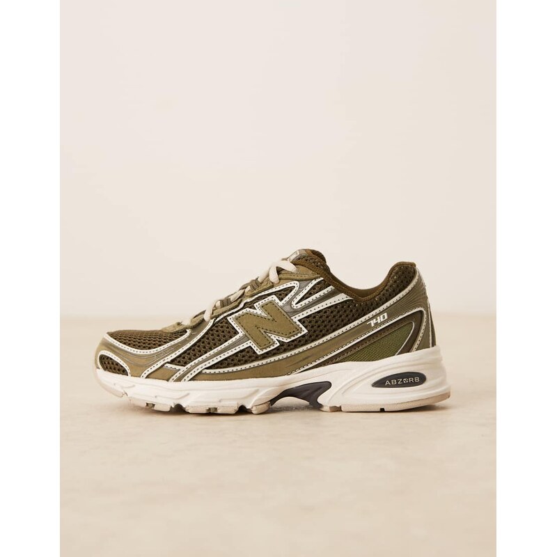 New Balance 740 trainers in khaki-Brown