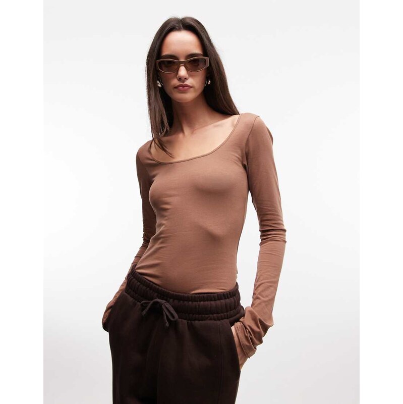 Monki long sleeve slim fit scoop neck t-shirt in brown