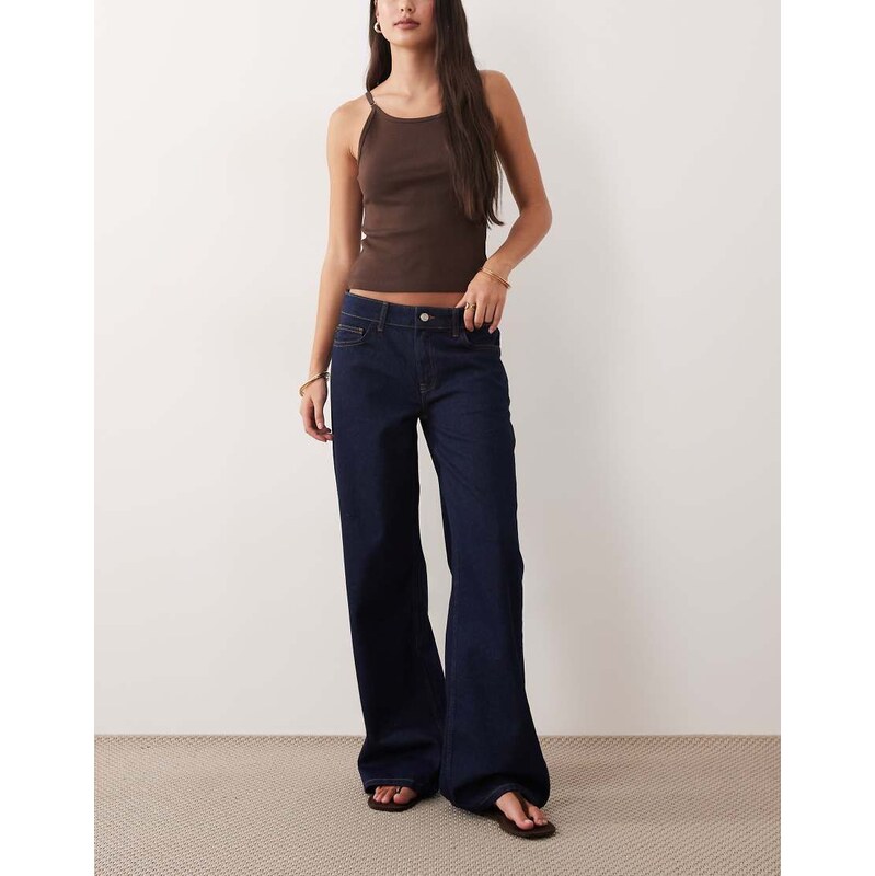 ASOS DESIGN low rise straight jean in indigo-Blue