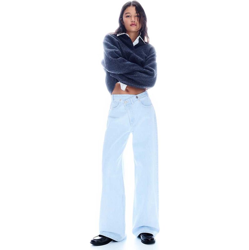 Bershka Wide-leg jeans in light bue-Blue