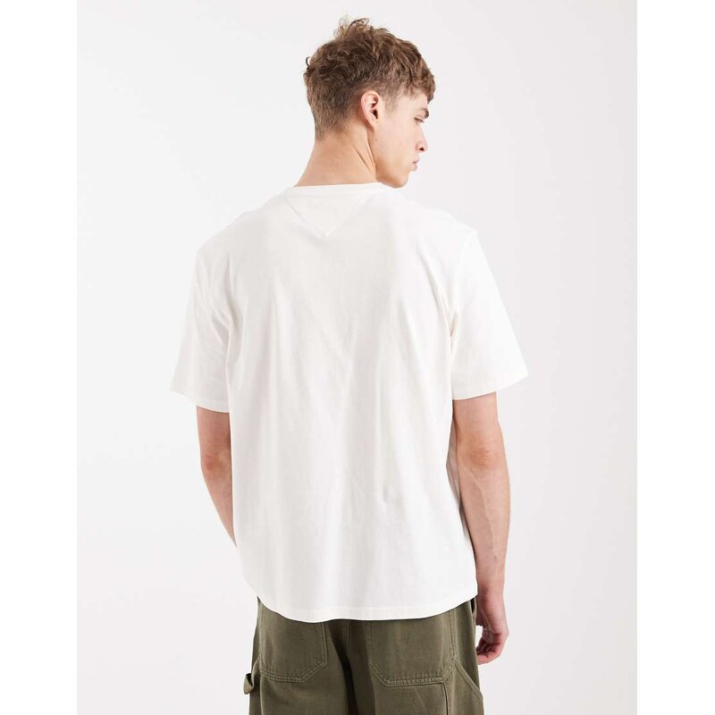 Tommy Jeans 90s vintage t-shirt in cream-White