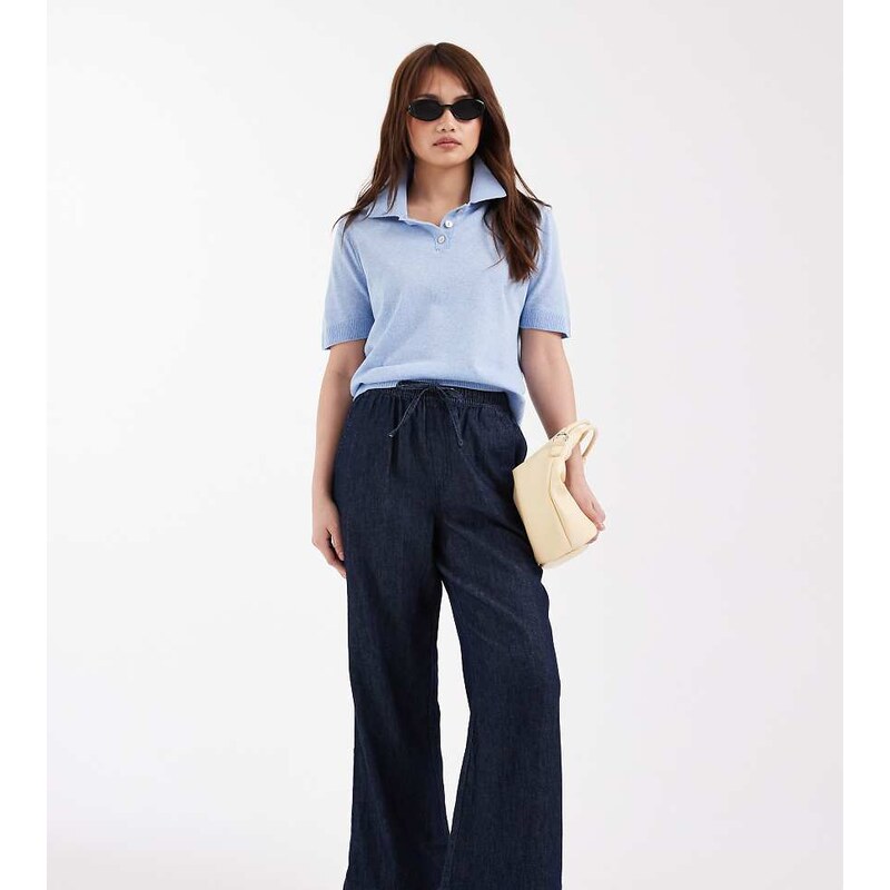 New Look Petite wide leg chambray denim trousers in indigo-Navy