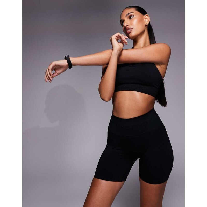 Nike Training Nike Pro Training Dri-FIT seamless 5 inch shorts in black