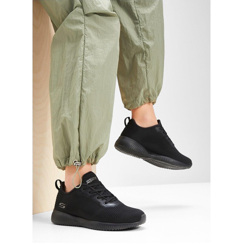 bonprix Pohodlné tenisky značky Skechers s paměťovou pěnou černá Žena 55402342
