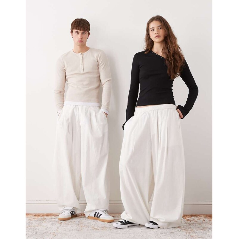 COLLUSION Unisex XL balloon pant with linen in white