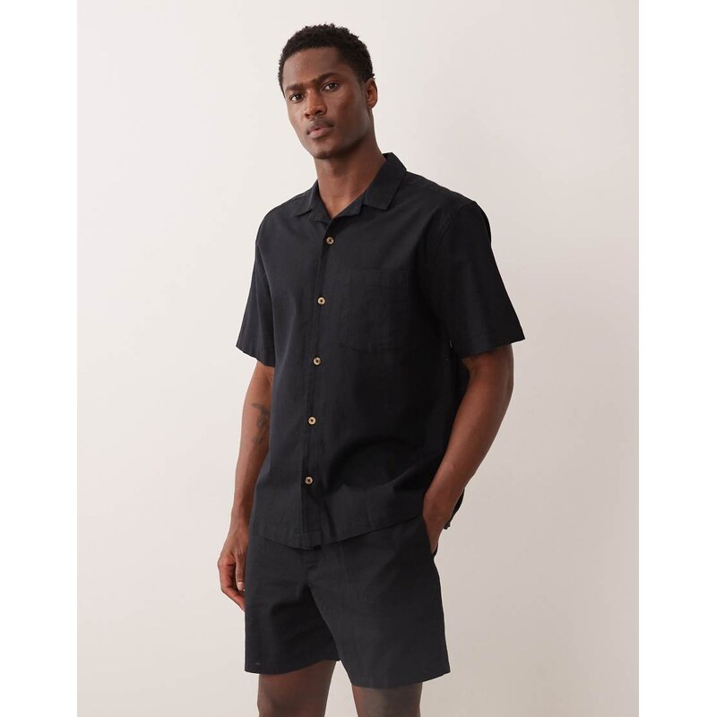 ASOS DESIGN co-ord shorts in mid length with linen in black