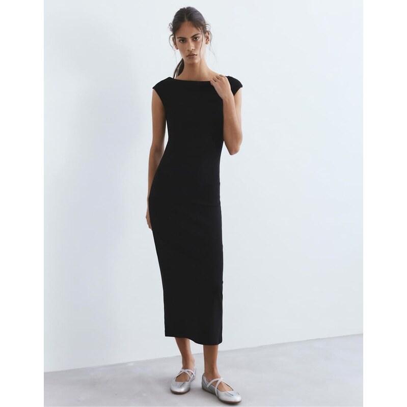 Pull&Bear Midi dress in black