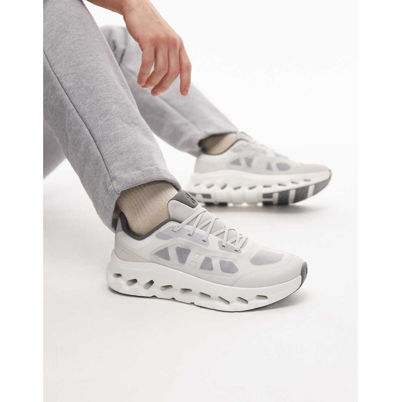 ON Cloudtilt Remix all day trainers in grey