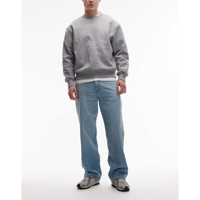 Wrangler loose straight fit jeans in light wash-Blue