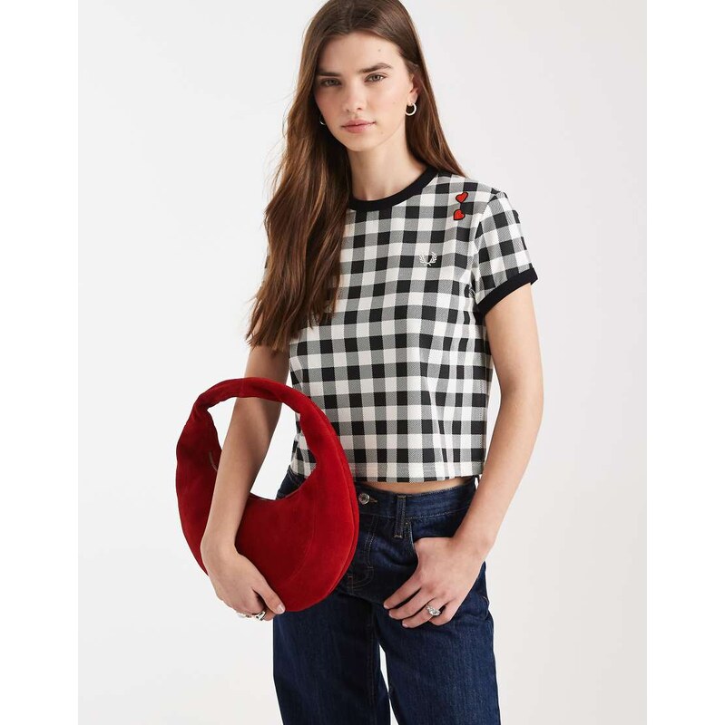 Fred Perry printed check logo t-shirt in black/white-Multi 113739418