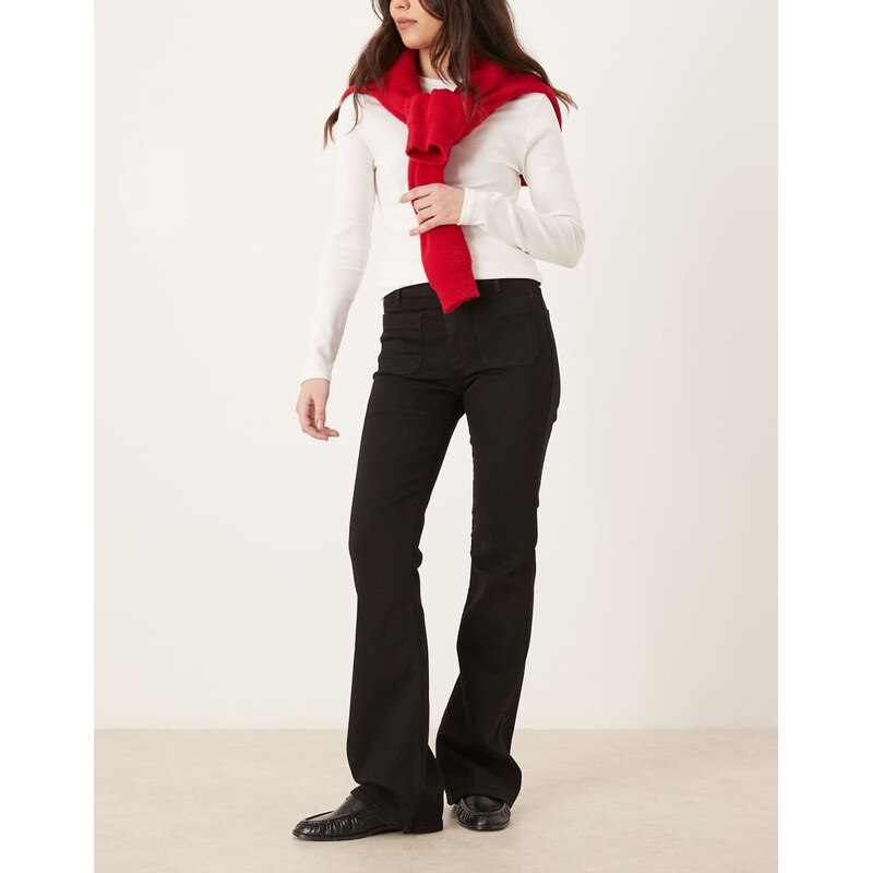 Wrangler flare jeans in black 113734722