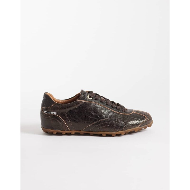Bronx Gravit-yy low top sneakers in brown heavy tumbled leather