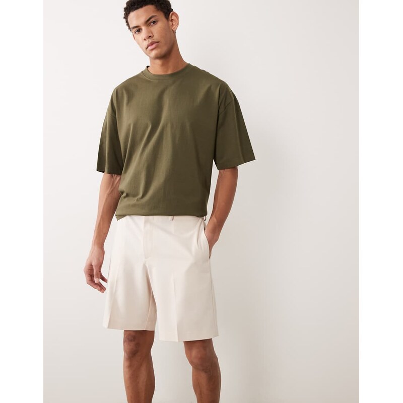 ASOS DESIGN tailored regular shorts in comfort stretch ecru