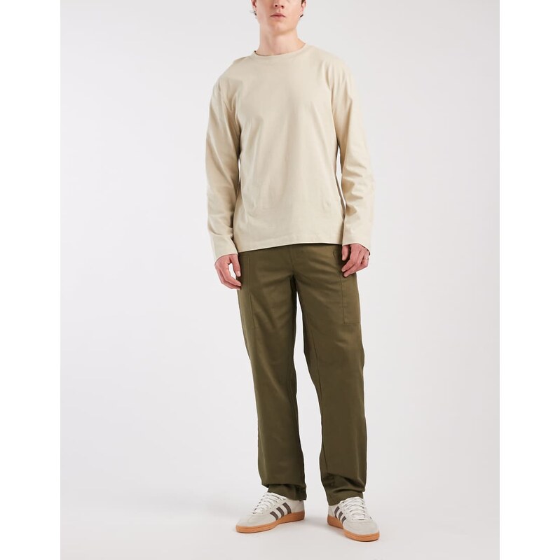 ASOS DESIGN straight cargos in slubby twill in khaki-Green