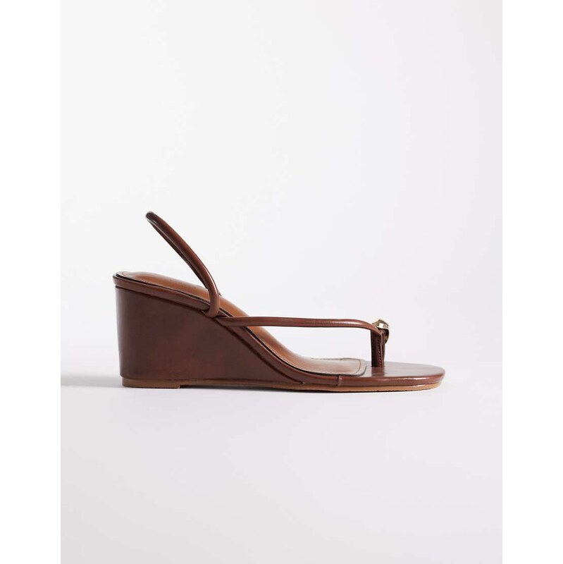SIMMI Shoes Simmi London Anya wedge sandals with gold toe detail in 114434622