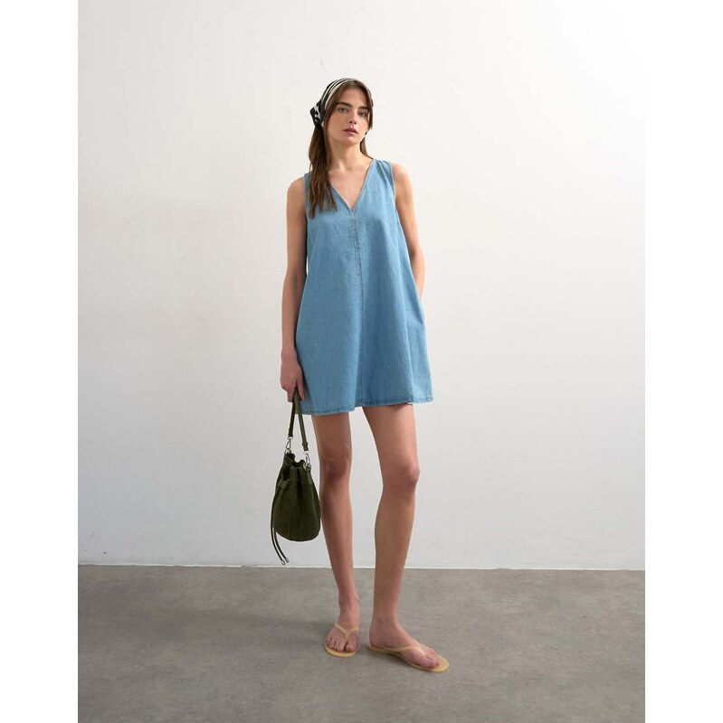 Topshop denim v-neck mini shift dress in bleach-Blue