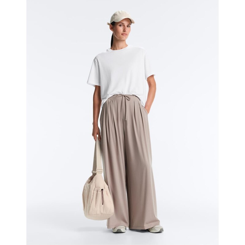 OYSHO Light touch wide-leg trousers in pale taupe-Grey 113880698