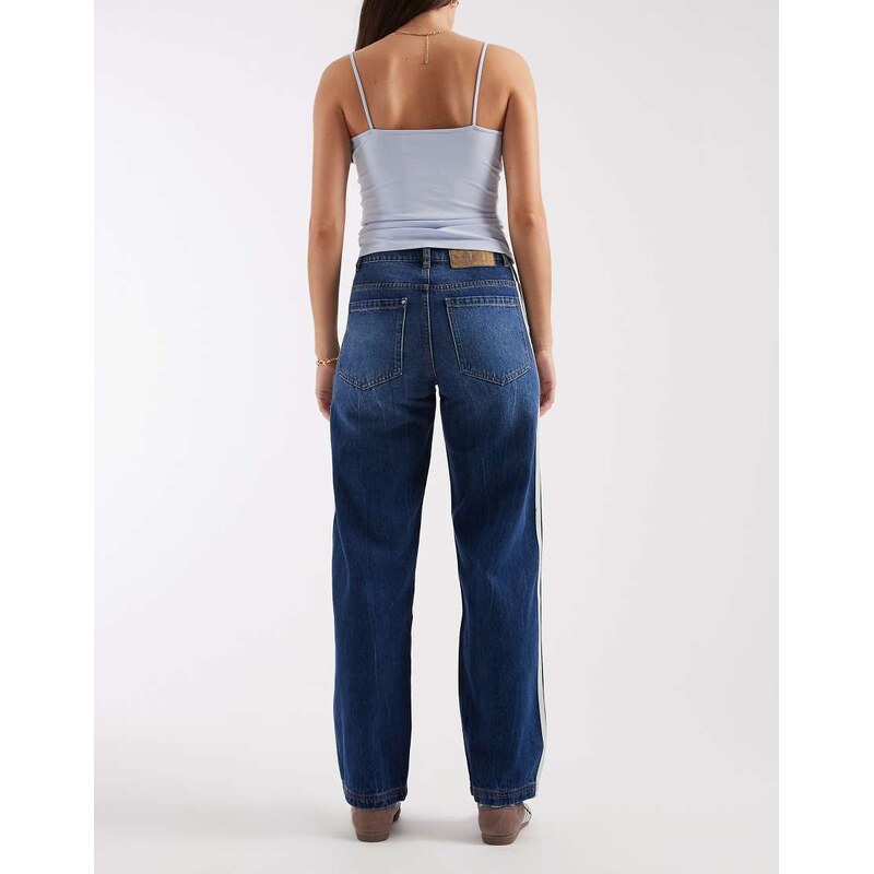adidas Originals dad jeans in indigo wash-Navy