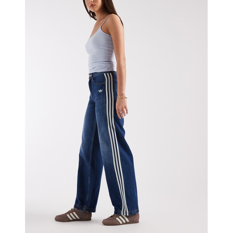 adidas Originals dad jeans in indigo wash-Navy