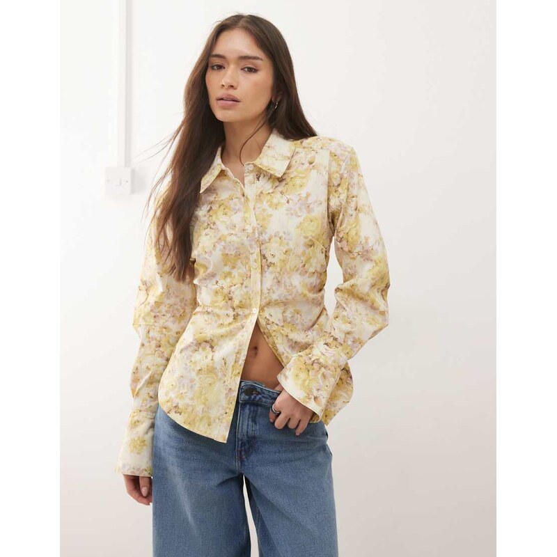 Monki cinched waist shirt in floral print-Yellow 114157302