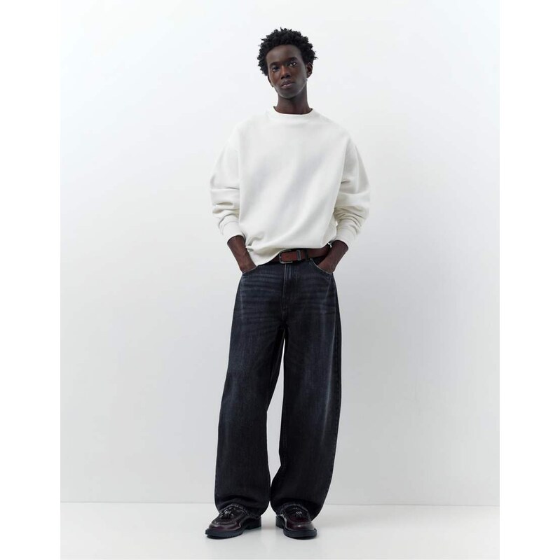 Pull&Bear Balloon-fit baggy jeans in faded black-Grey