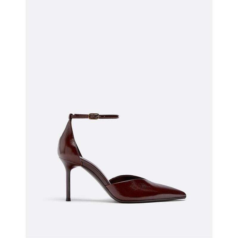 Stradivarius V-neck heeled shoes in brown