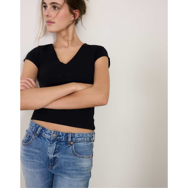 Stradivarius V-neck short sleeve t-shirt in black