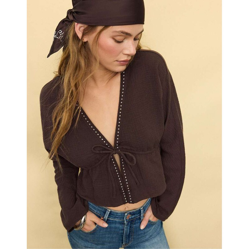 Stradivarius Open studded shirt in brown 113881818