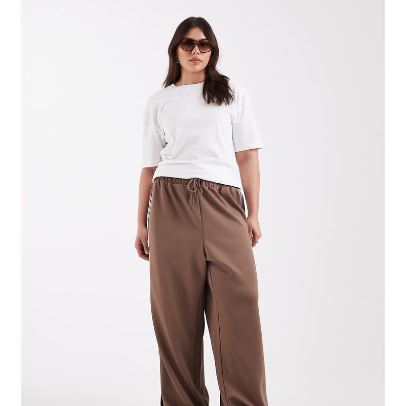 Pieces Plus Pieces Curve wide leg trousers with side stripe in brown 114089112