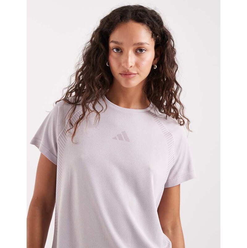 adidas performance Seamless knitted tee in preloved fig-Purple