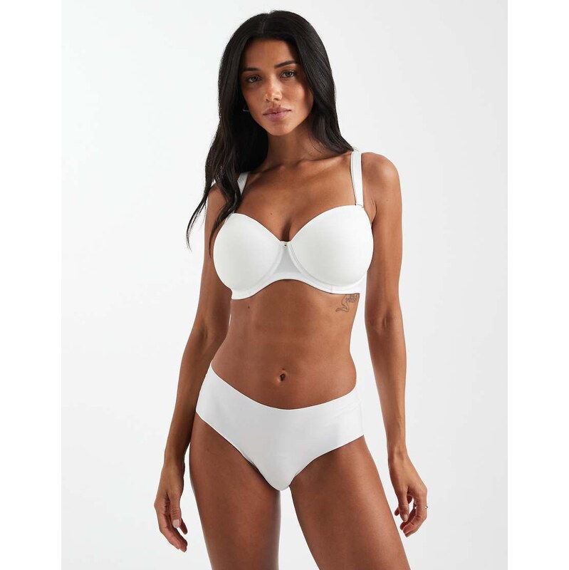ASOS DESIGN Fuller Bust moulded multiway underwired bra in white