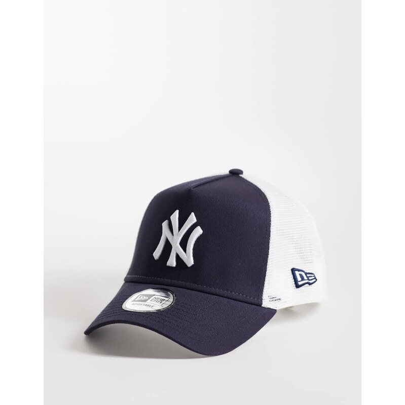 New Era NY Yankees 9forty league essential trucker cap in navy