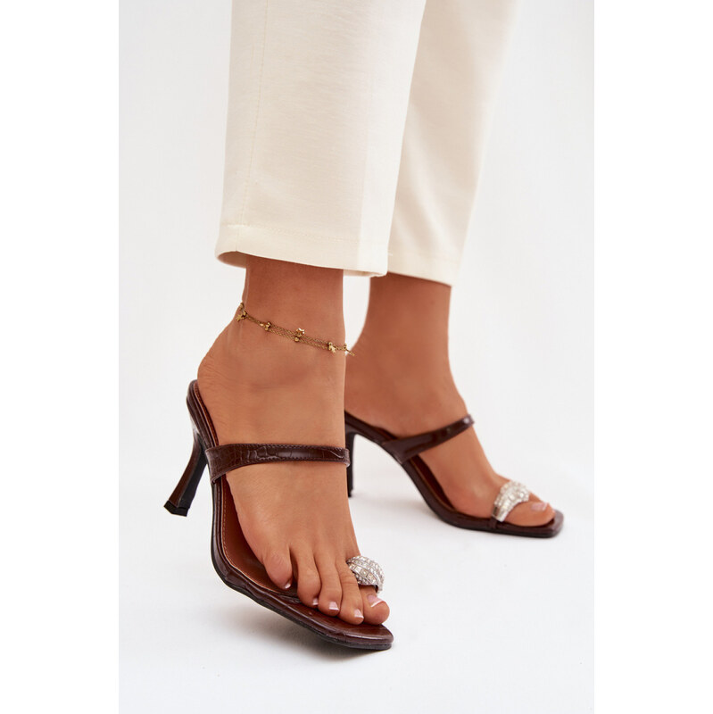 Klapky na podpatku model 225134 Step in style