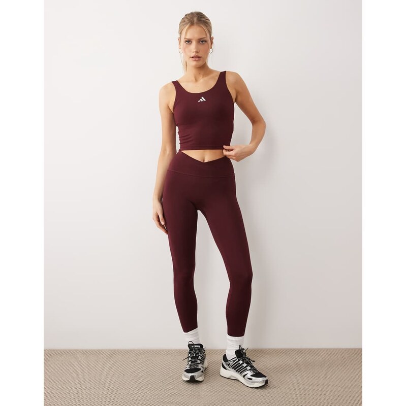 adidas Performance Three Stripes Studios crossover waistband