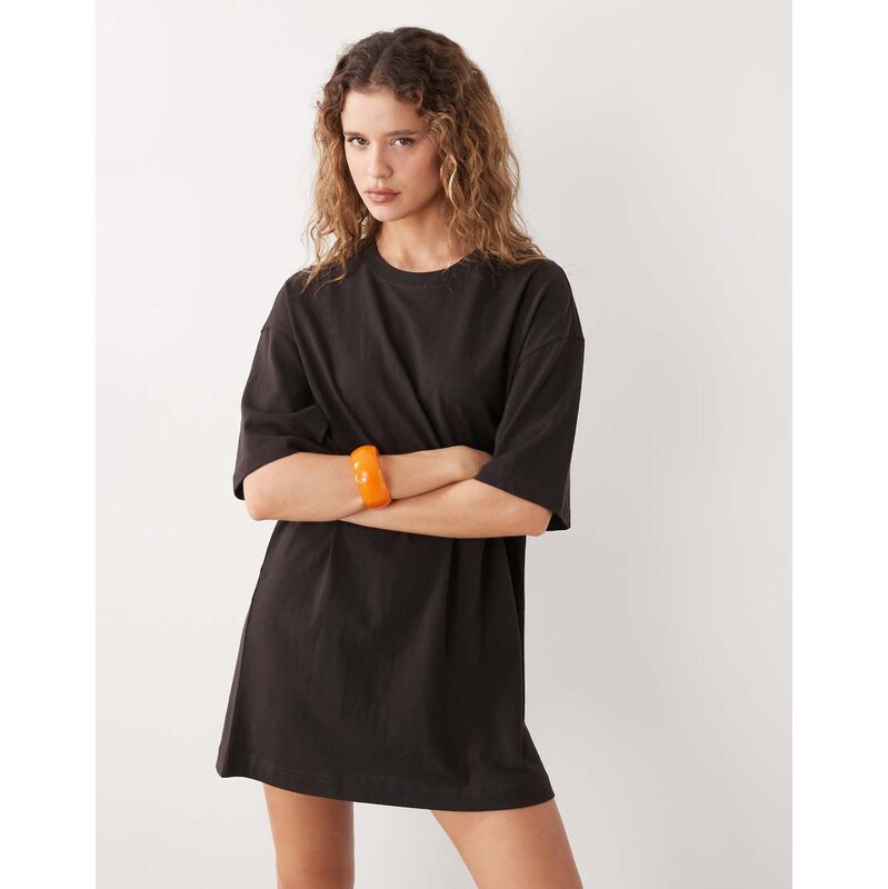 Weekday oversized t-shirt dress in dark brown
