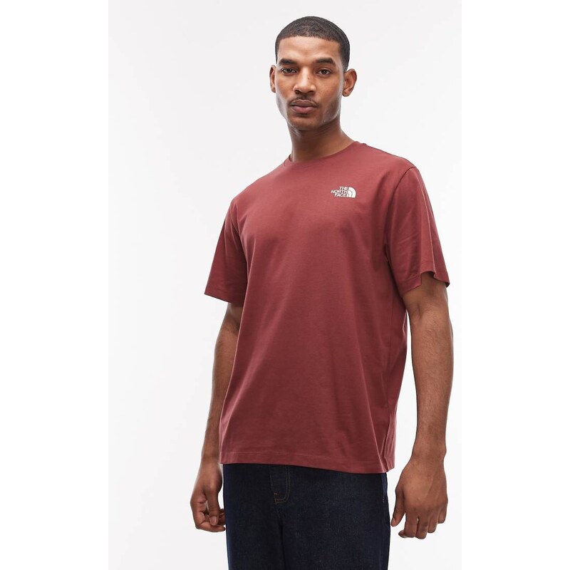 The North Face Mountain Sketch backprint t-shirt in burgundy-Red