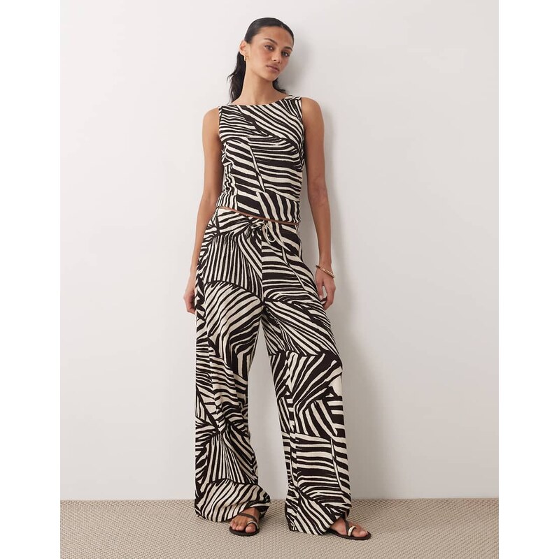 JDY pull on trousers co-ord in brown abstract print