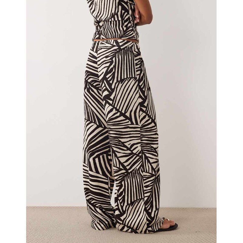 JDY pull on trousers co-ord in brown abstract print