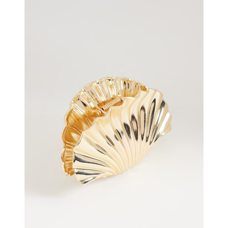 Pieces metal shell hair claw in gold tone 114221935