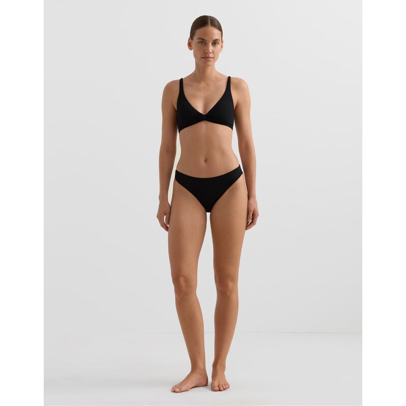 OYSHO Piqué classic bikini briefs in black