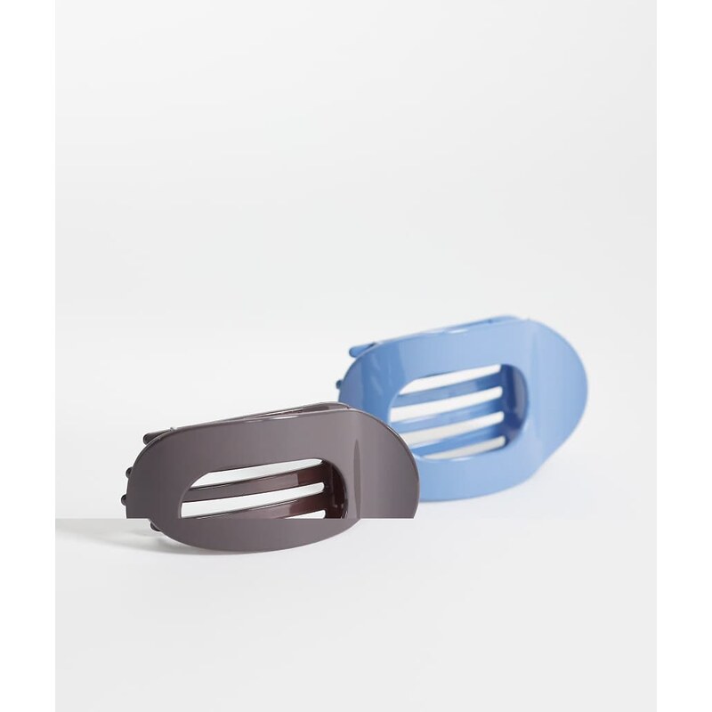 Pieces 2 pack flat round hair claw clip in blue and black 114260005