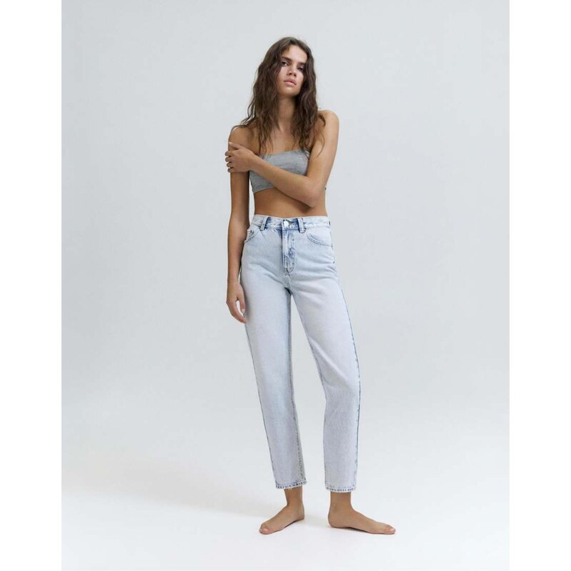Pull&Bear High-waist mom fit jeans in light blue