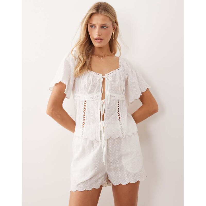 Iisla & Bird tie front beach top with lace detail in white 114529033