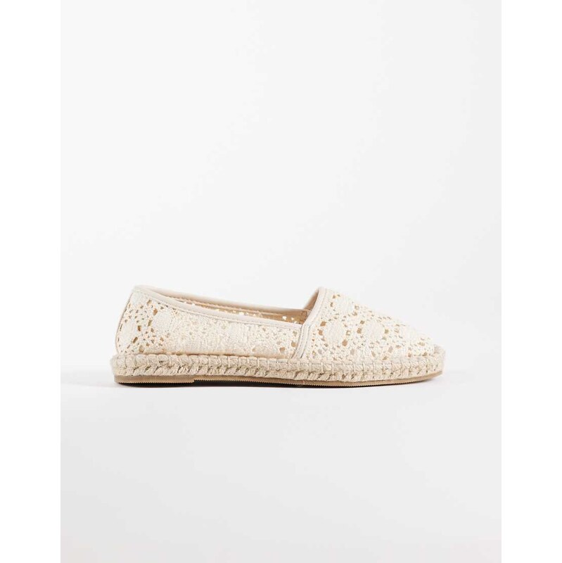 ASOS DESIGN Joyce closed toe espadrille in white crochet 114584509