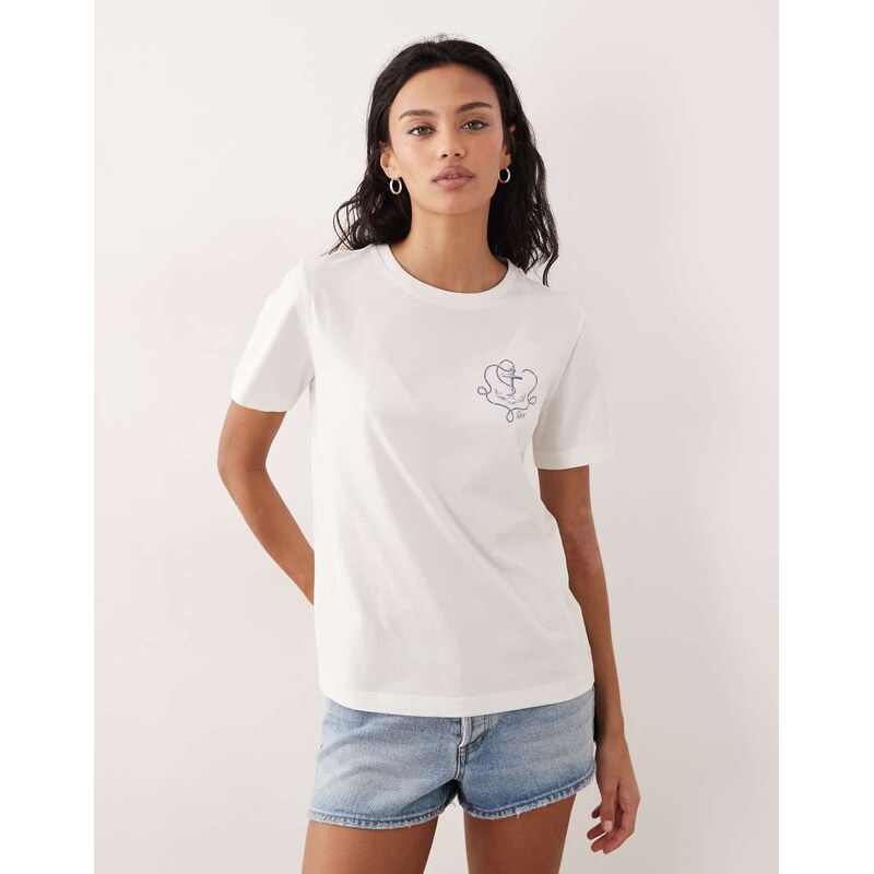 GANT small vintage logo fitted t-shirt in eggshell white